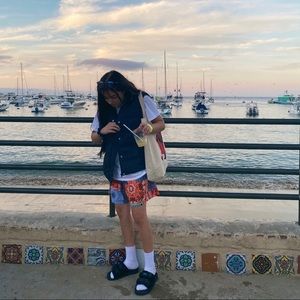 Meet your Posher, Mak